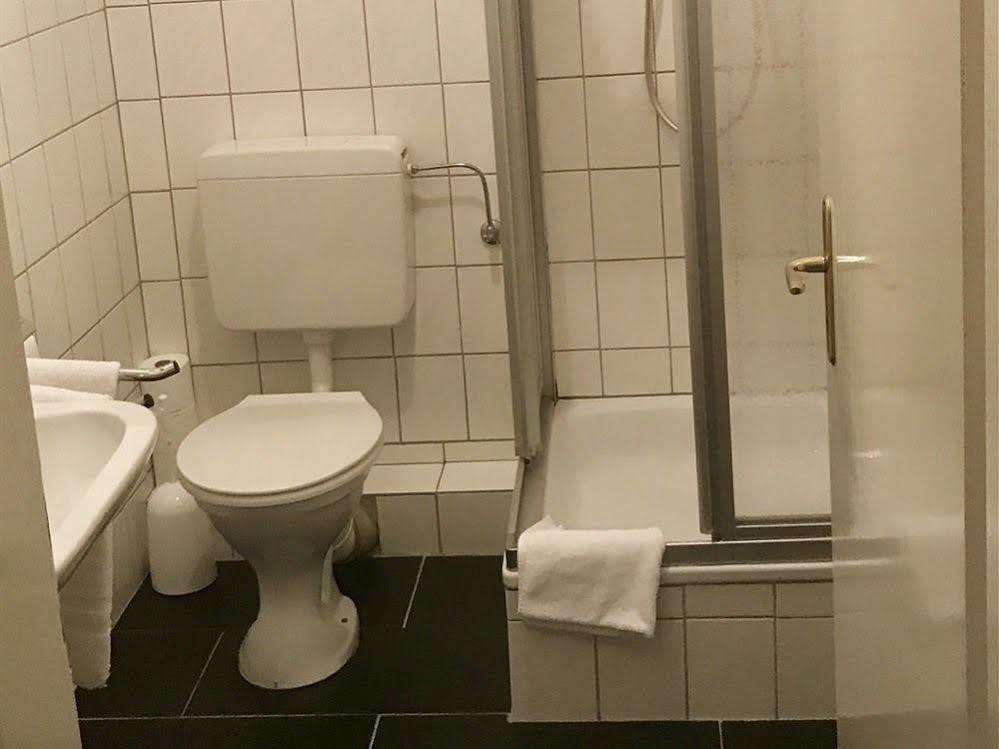 Parkhotel エシュヴァイラー エクステリア 写真